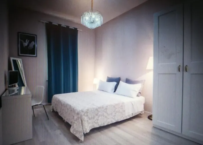 Astagno12 2 Bedrooms 2 Bathrooms